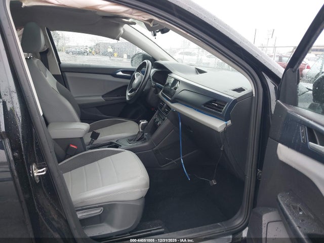 3VVLX7B25NM077405 Volkswagen Taos 1.5t Se