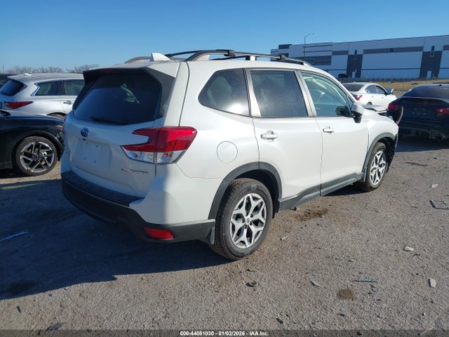 JF2SKAJC9MH543826 Subaru Forester Premium