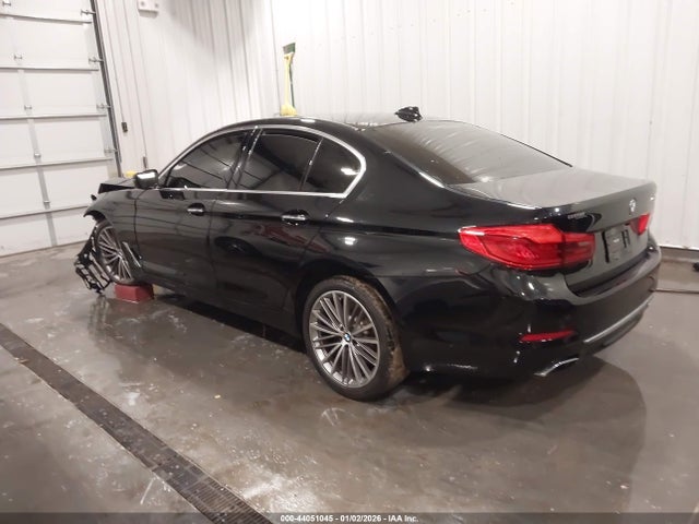 WBAJE5C58JWA93617 BMW 540I