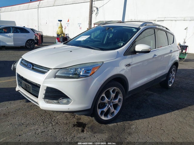 1FMCU9J96EUB32453 Ford Escape Titanium