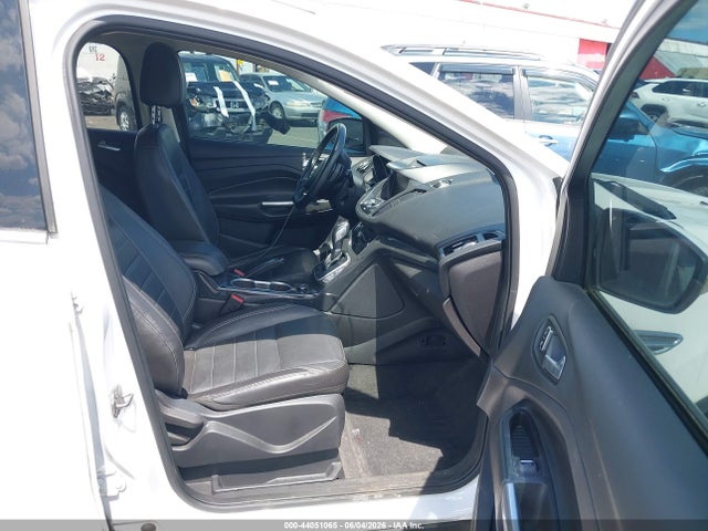 1FMCU9J96EUB32453 Ford Escape Titanium