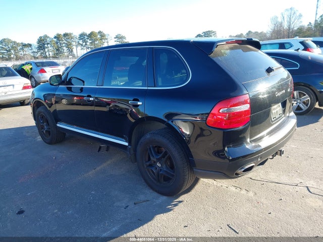 2010 PORSCHE CAYENNE WP1AA2AP9ALA05768 Photo 2