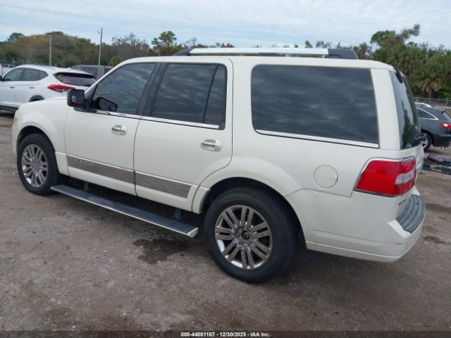 2008 LINCOLN NAVIGATOR 5LMFU27508LJ06379 Photo 2