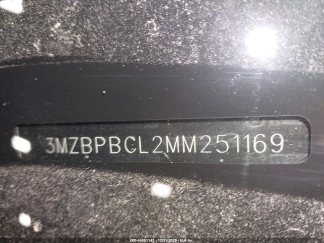 2021 MAZDA MAZDA3 3MZBPBCL2MM251169 Photo 8