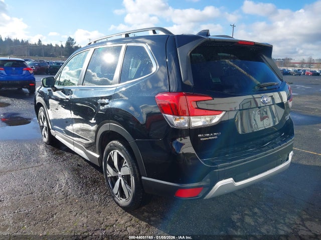 Subaru Forester Touring 2019 JF2SKAWC1KH565972 Image 3