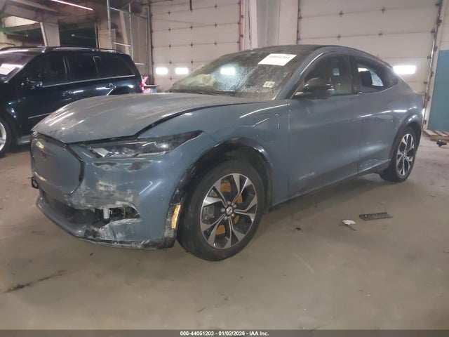 Ford Mustang Mach-e Premium 2023 3FMTK3SS2PMA35780 Image 2