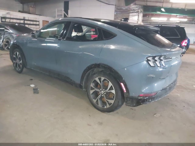 Ford Mustang Mach-e Premium 2023 3FMTK3SS2PMA35780 Image 3