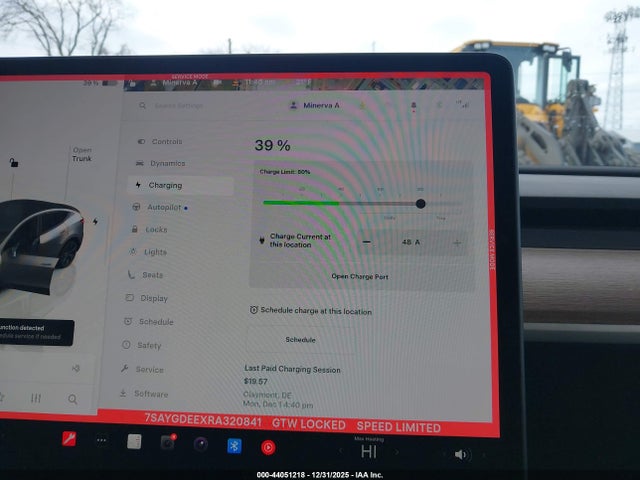 Продажа на аукционе авто 2024 Tesla Model Y Long Range Dual Motor All-wheel Drive, vin: 7SAYGDEEXRA320841, номер лота: 44051218