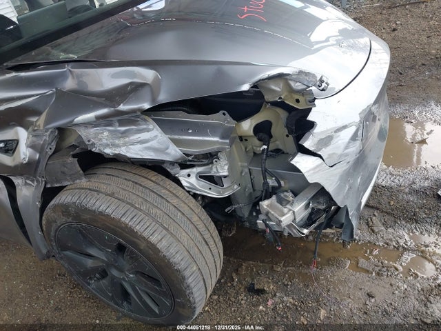 Продажа на аукционе авто 2024 Tesla Model Y Long Range Dual Motor All-wheel Drive, vin: 7SAYGDEEXRA320841, номер лота: 44051218