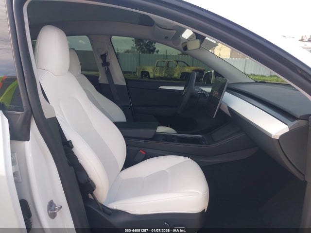 2023 TESLA MODEL Y 7SAYGAEE9PF887623 Photo 4