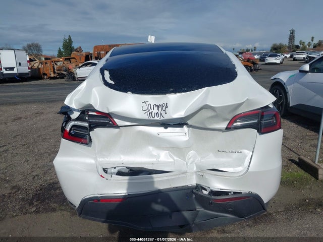 2023 TESLA MODEL Y 7SAYGAEE9PF887623 Photo 5