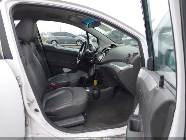 Chevrolet Spark 1lt Auto 2014 KL8CD6S93EC549982 Image 5