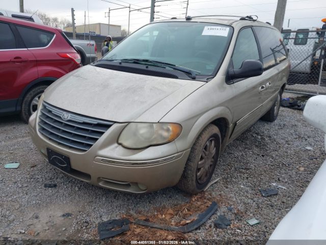2005 CHRYSLER TOWN & COUNTRY 2C8GP64LX5R417428 Photo 1