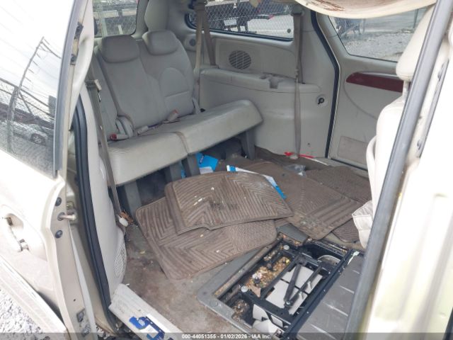 2005 CHRYSLER TOWN & COUNTRY 2C8GP64LX5R417428 Photo 7