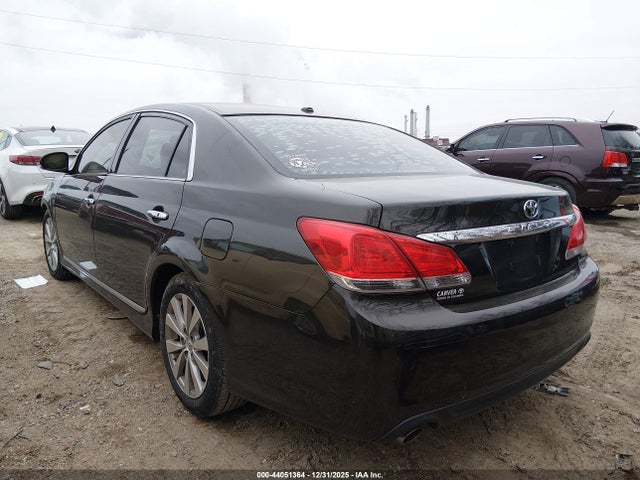 2011 TOYOTA AVALON 4T1BK3DB0BU375779 Photo 2