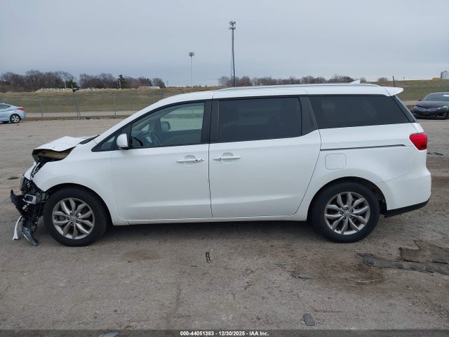 44051383 :رقم المزاد ، KNDMB5C12M6671539 vin ، 2021 Kia Sedona Ex مزاد بيع