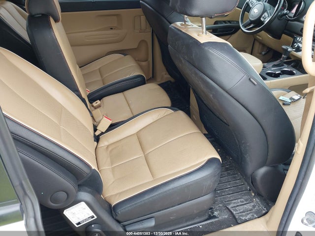 44051383 :رقم المزاد ، KNDMB5C12M6671539 vin ، 2021 Kia Sedona Ex مزاد بيع