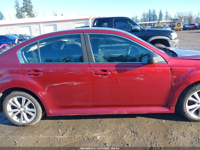 44051413 :رقم المزاد ، 4S3BMBA69E3025027 vin ، 2014 Subaru Legacy 2.5i مزاد بيع