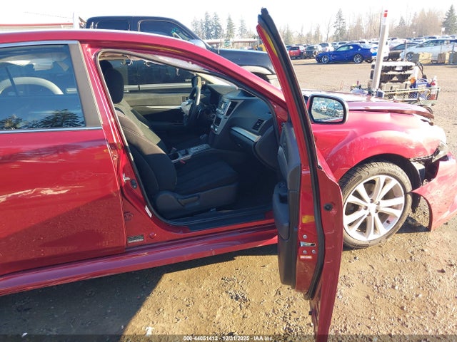44051413 :رقم المزاد ، 4S3BMBA69E3025027 vin ، 2014 Subaru Legacy 2.5i مزاد بيع