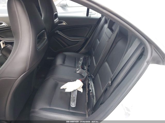2016 MERCEDES-BENZ CLA 250 WDDSJ4GB5GN372196 Photo 7
