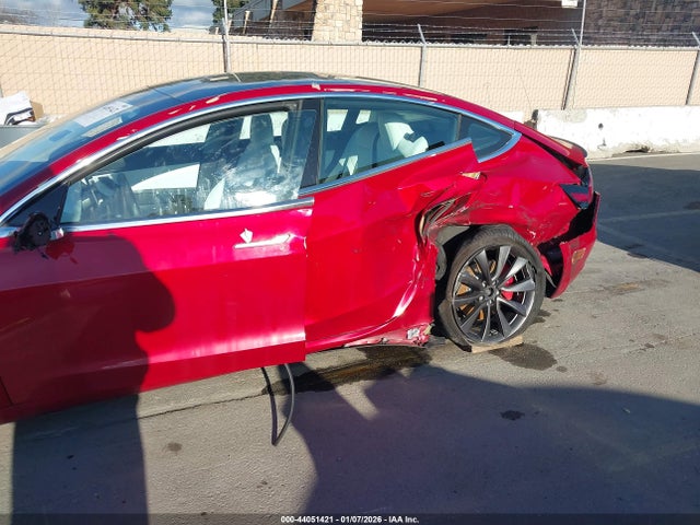 2020 TESLA MODEL 3 5YJ3E1EC3LF641852 Photo 5