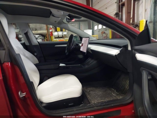 2021 TESLA MODEL 3 5YJ3E1EB1MF990341 Photo 4