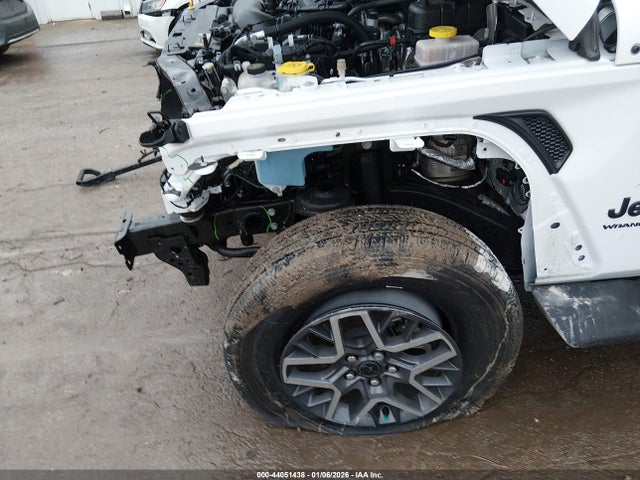1C4PJXEN1SW524377 Jeep Wrangler 4-door Sahara 4x4