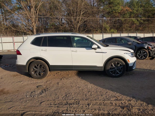 2024 Volkswagen Tiguan მანქანა იყიდება აუქციონზე, vin: 3VV3B7AX4RM027810, აუქციონის ნომერი: 44051450