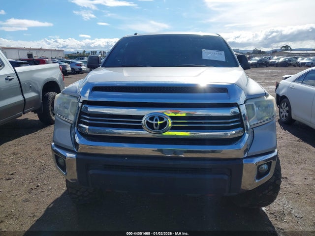 5TFDY5F12GX517373 Toyota Tundra Sr5 5.7l V8