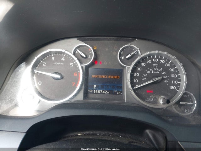 5TFDY5F12GX517373 Toyota Tundra Sr5 5.7l V8