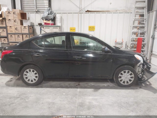 3N1CN7AP0EL858603 Nissan Versa 1.6 S