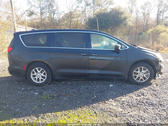 2020 Chrysler Pacifica Touring მანქანა იყიდება აუქციონზე, vin: 2C4RC1FG9LR136839, აუქციონის ნომერი: 44051481