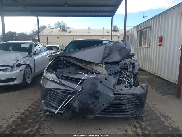 4T1B11HK8KU801896 Toyota CAMRY LE