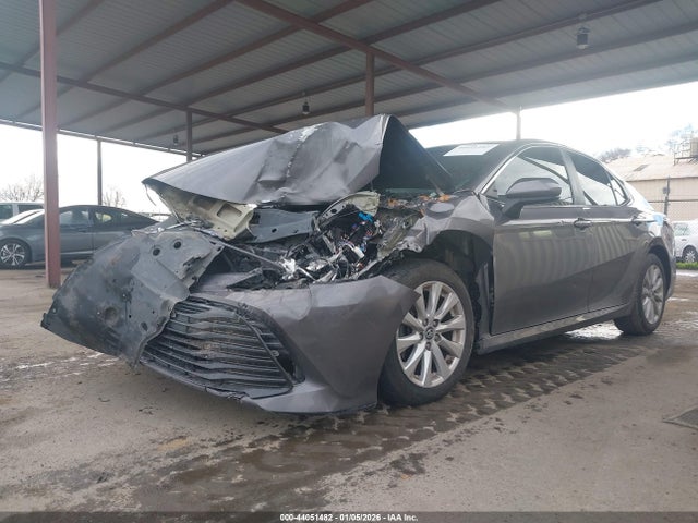 4T1B11HK8KU801896 Toyota CAMRY LE