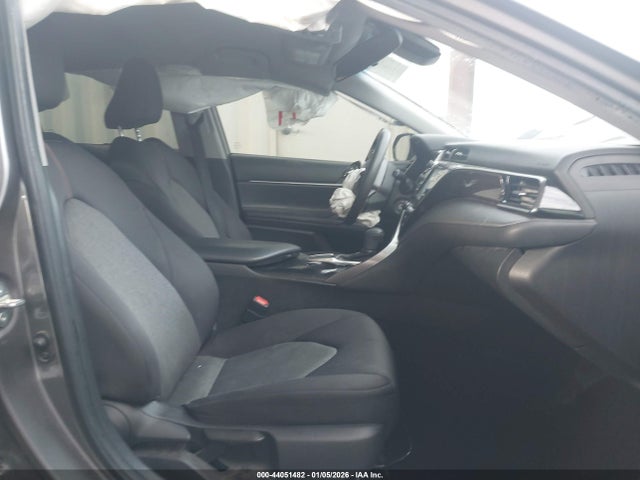 4T1B11HK8KU801896 Toyota CAMRY LE
