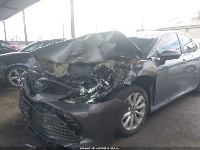 4T1B11HK8KU801896 Toyota CAMRY LE