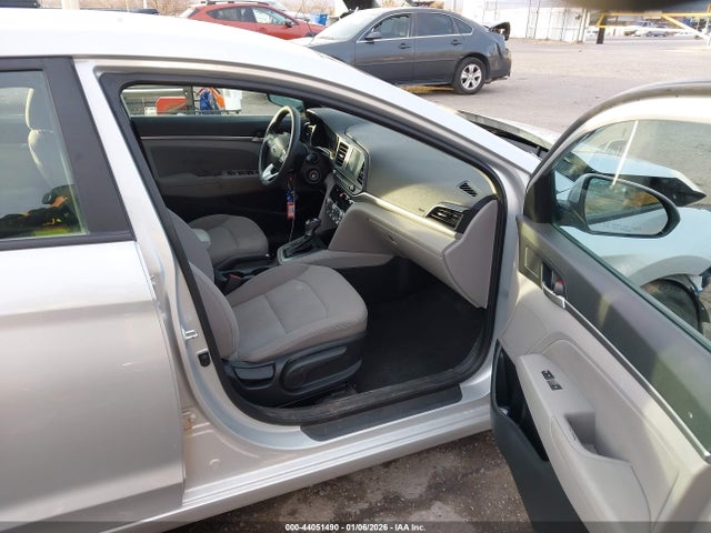 2020 Hyundai Elantra Sel მანქანა იყიდება აუქციონზე, vin: 5NPD84LF6LH513097, აუქციონის ნომერი: 44051490