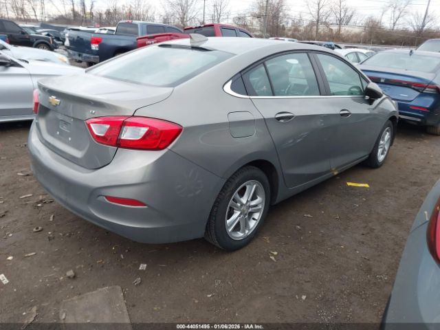 2018 CHEVROLET CRUZE 1G1BE5SM9J7237420 Photo 3