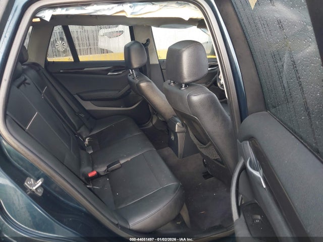 2013 BMW X1 WBAVM1C54DVW46350 Photo 7