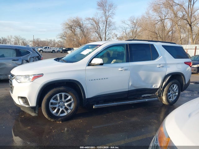 1GNEVGKW5KJ105266 Chevrolet Traverse 1lt