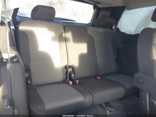 1GNEVGKW5KJ105266 Chevrolet Traverse 1lt