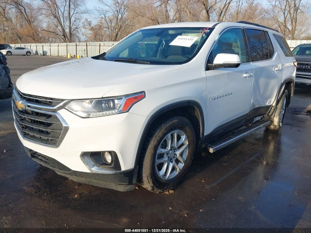 1GNEVGKW5KJ105266 Chevrolet Traverse 1lt