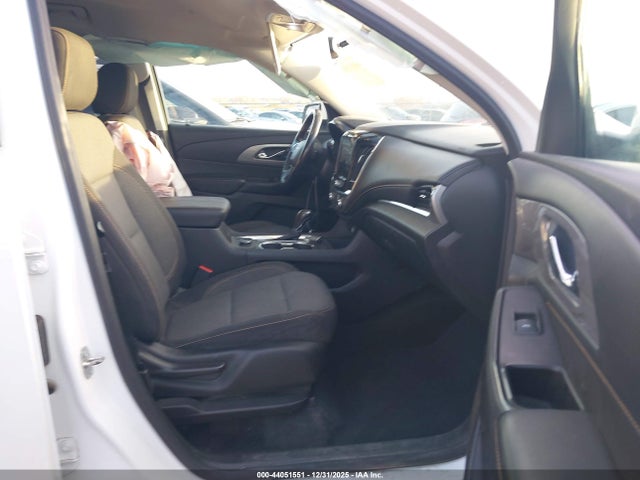 1GNEVGKW5KJ105266 Chevrolet Traverse 1lt