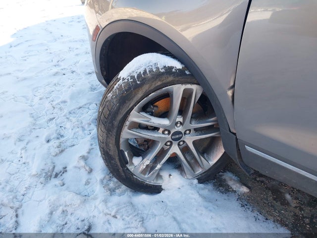 5LMCJ3D96HUL07433 Lincoln Mkc Reserve