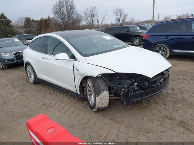 2017 TESLA MODEL X 5YJXCDE27HF072494 Photo 0
