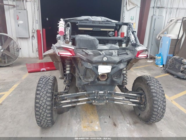 3JBVNAW4XJK003945 Can-Am Maverick X3 Max X Rs Turbo R