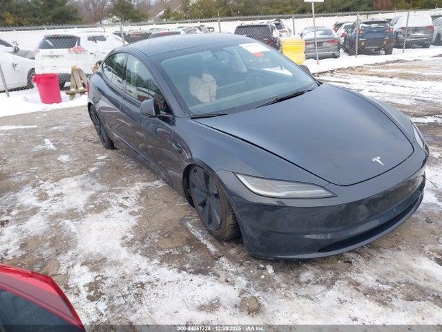 2025 TESLA MODEL 3 5YJ3E1EA2SF038226 Photo 0