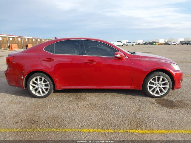 44051725 :رقم المزاد ، JTHCE5C26B5001943 vin ، 2011 Lexus Is 350 مزاد بيع