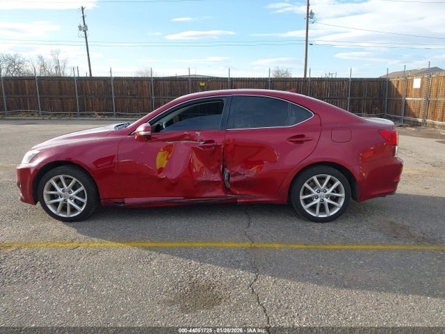 44051725 :رقم المزاد ، JTHCE5C26B5001943 vin ، 2011 Lexus Is 350 مزاد بيع