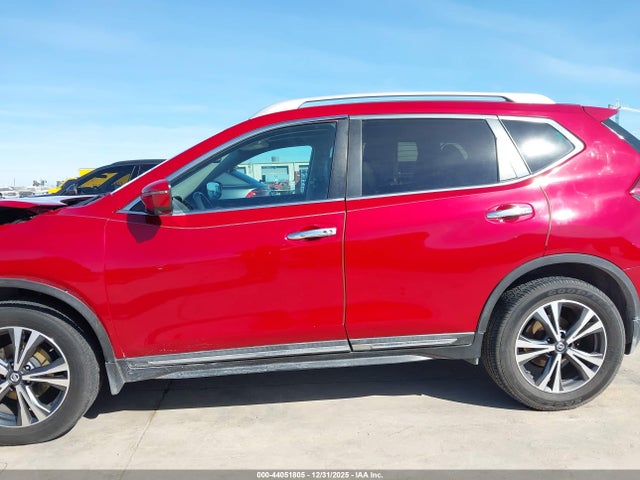 5N1AT2MVXHC760679 Nissan Rogue Sl